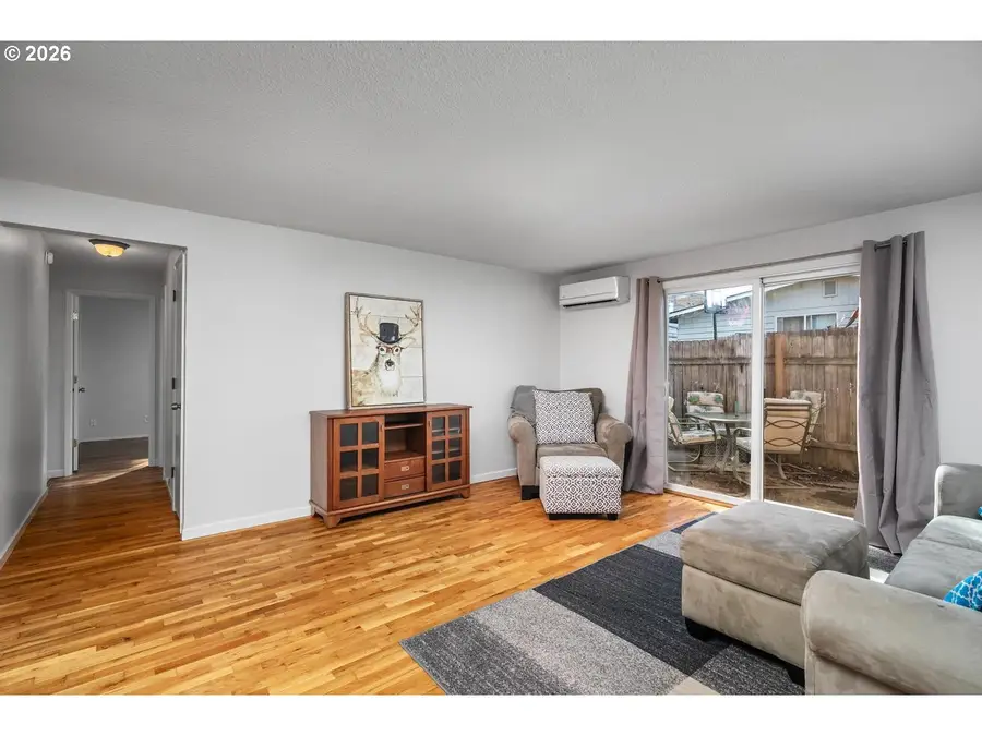 5594 SW Erickson Ave, Beaverton, OR 97005 - #3