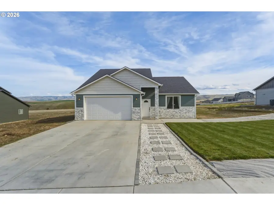 2208 Key Boulevard, Milton Freewater, OR 97862 - #2