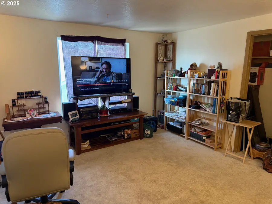 1109 SW Nye Ave, Pendleton, OR 97801 - Image #3