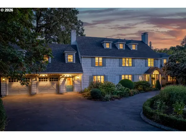 1546 S Military Rd, Portland, OR 97219