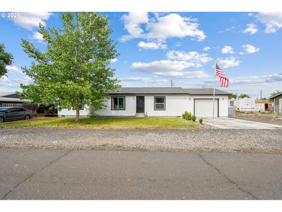 350 SE Third St, Irrigon, OR 97844 - #2