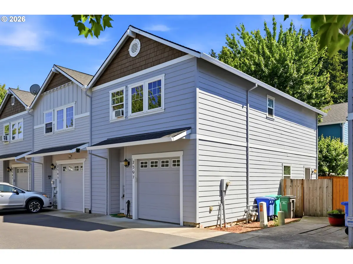 2597 SE 105th Ave, Portland, OR 97266 - #1