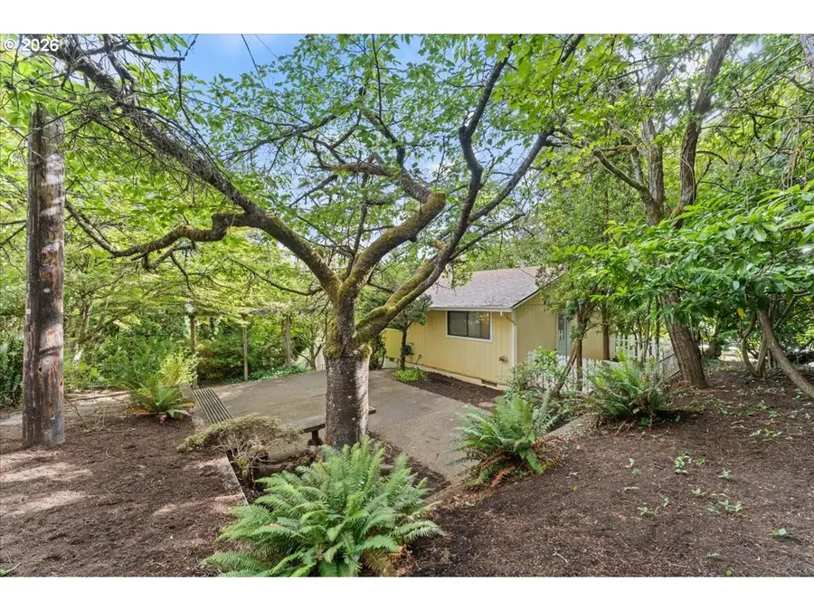 16148 Pearcy St, Lake Oswego, OR 97034 - #2