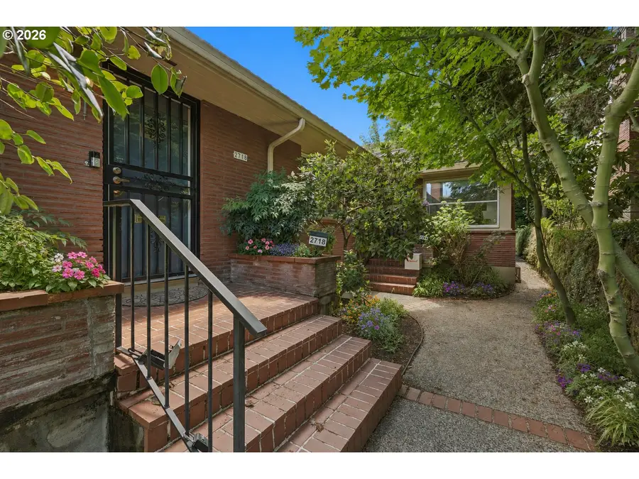 2718 NW Quimby St, Portland, OR 97210 - #2