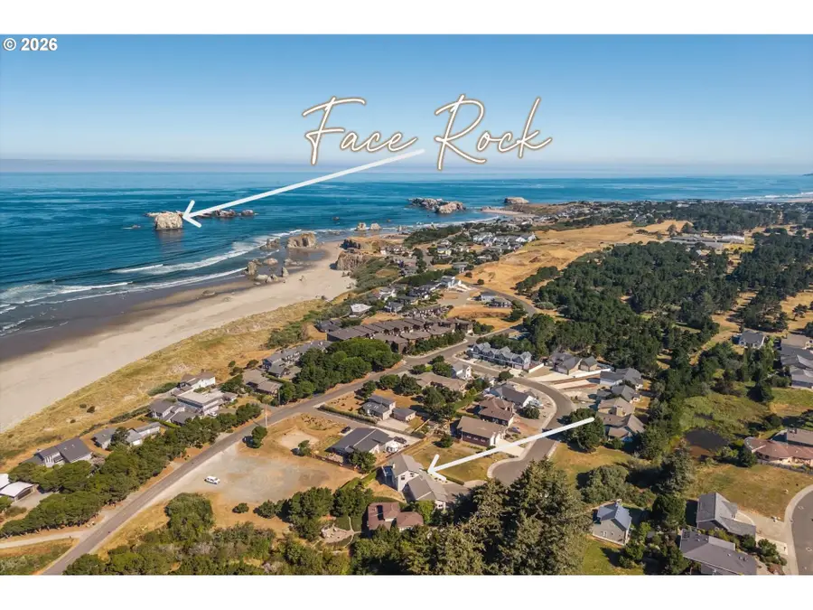 1122 Three Wood Dr, Bandon, OR 97411 - #2