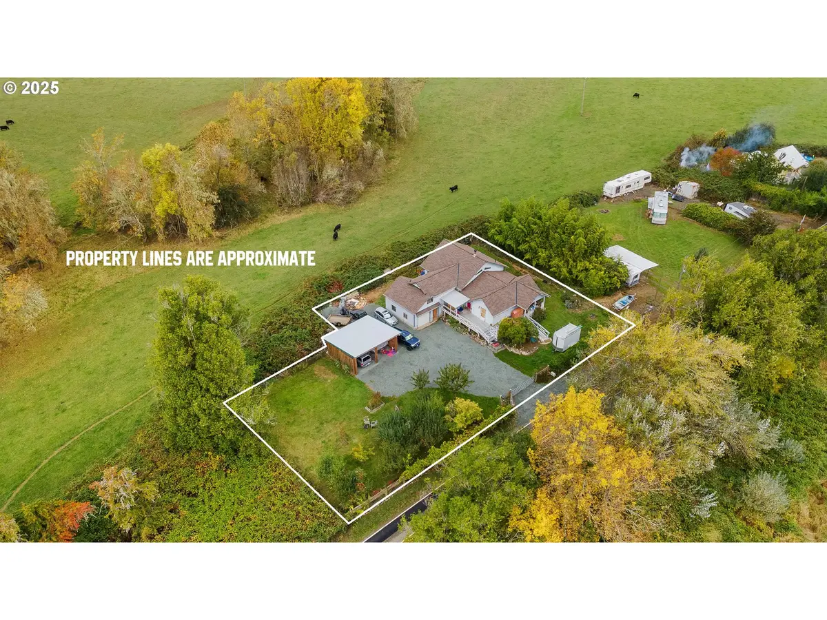 54124 Old Broadbent Rd, Myrtle Point, OR 97458 - #1