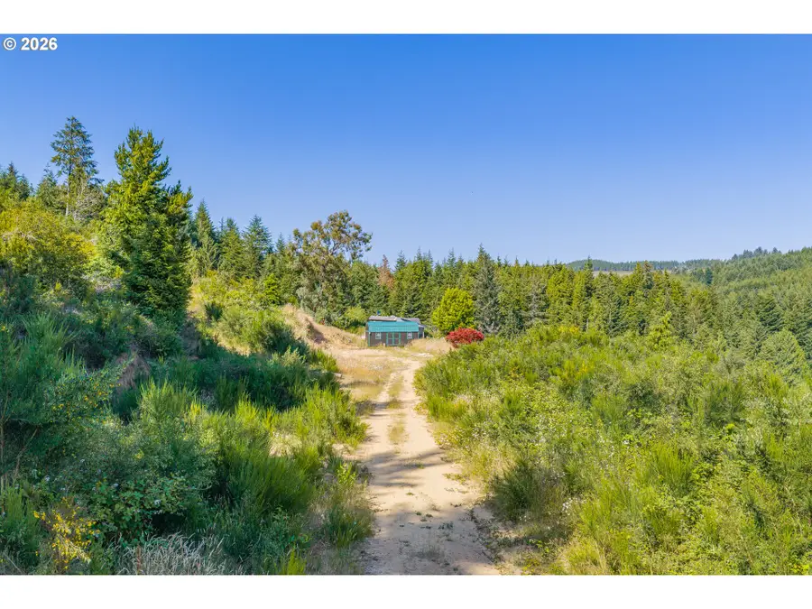 70113 Stage Rd, North Bayside, OR 97459 - #3