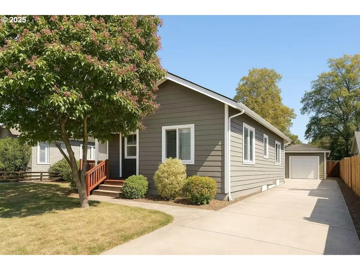 3422 SE 53rd Ave, Portland, OR 97206 - Image #1