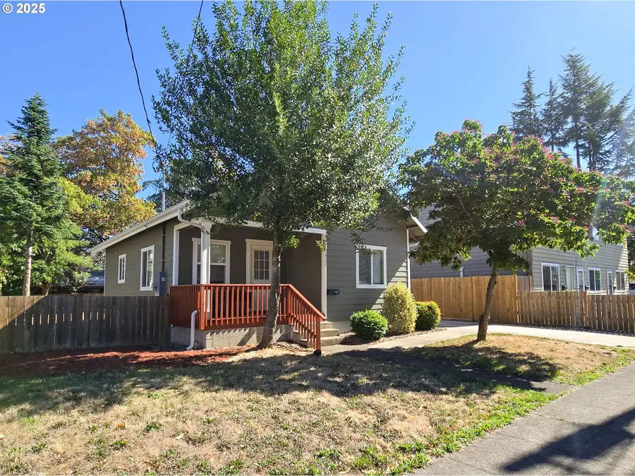 3422 SE 53rd Ave, Portland, OR 97206 - Image #3