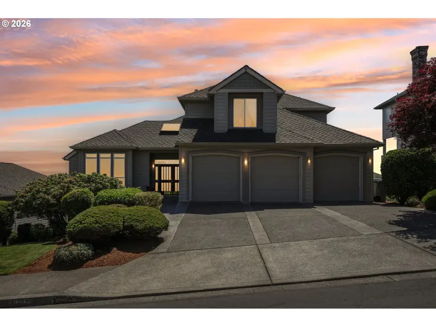 11904 SW Viewcrest Ct, Tigard, OR 97224 - #2