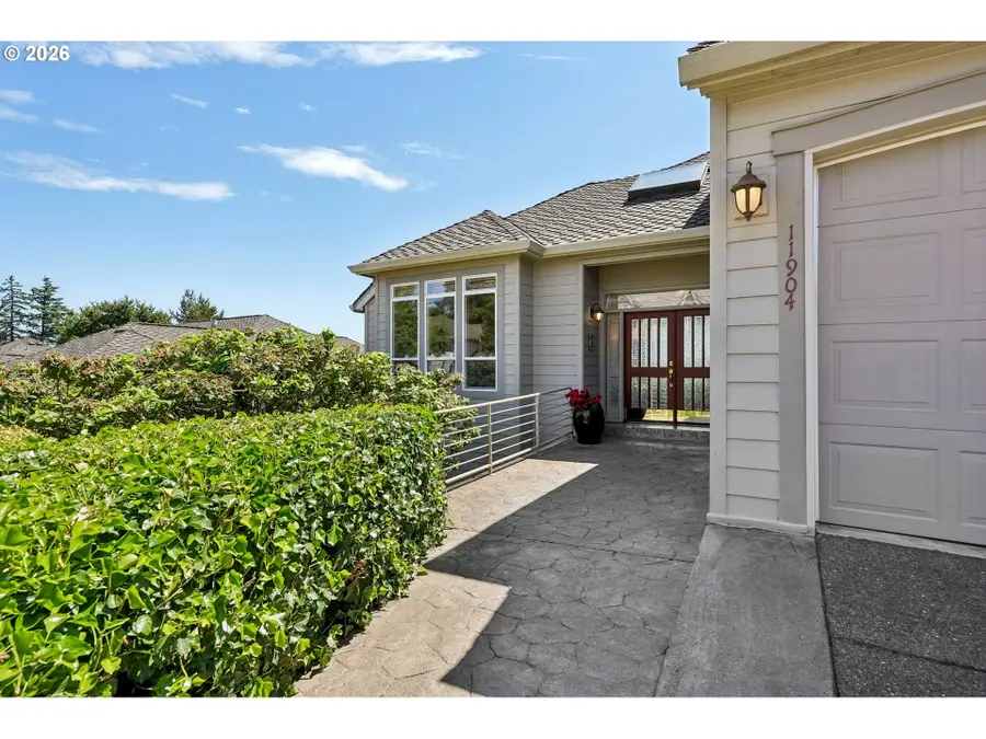 11904 SW Viewcrest Ct, Tigard, OR 97224 - #3