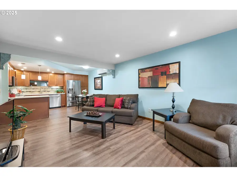 12065 SW King Arthur St, King City, OR 97224 - Image #3