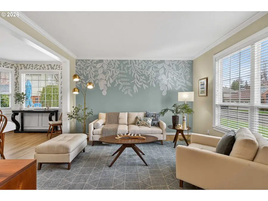 6033 SE Brewster Pl, Milwaukie, OR 97267 - #3