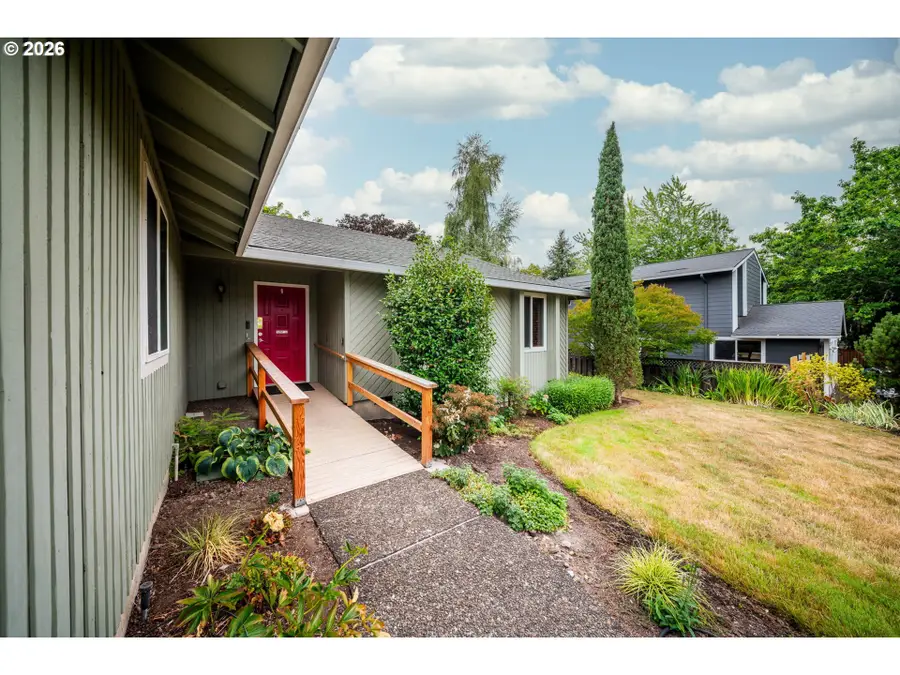12684 SE Majestic Ln, Northwest Clackamas, OR 97086 - #3