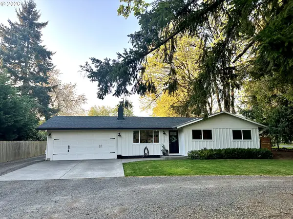 19251 Central Point Rd, OregonCity, OR 97045