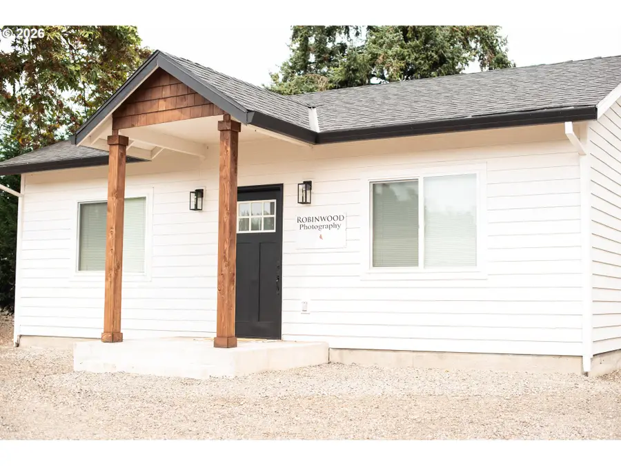 19251 Central Point Rd, Oregon City, OR 97045 - #3