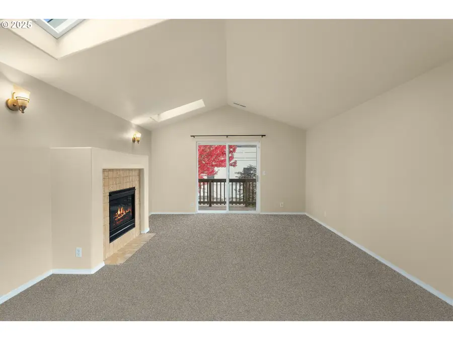 5045 SE 70th Ave, Portland, OR 97206 - Image #3