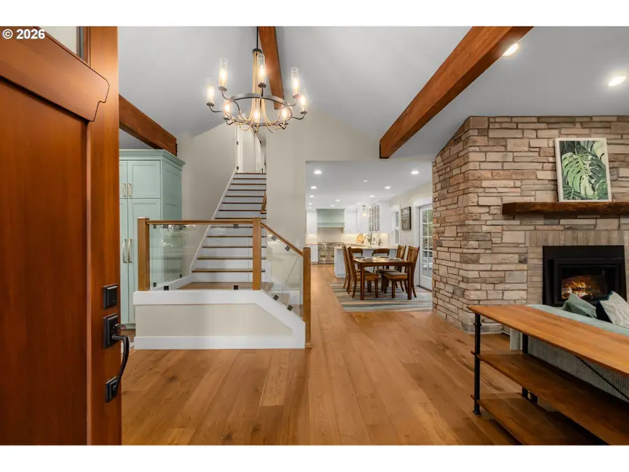 767 10th St, Lake Oswego, OR 97034 - #3