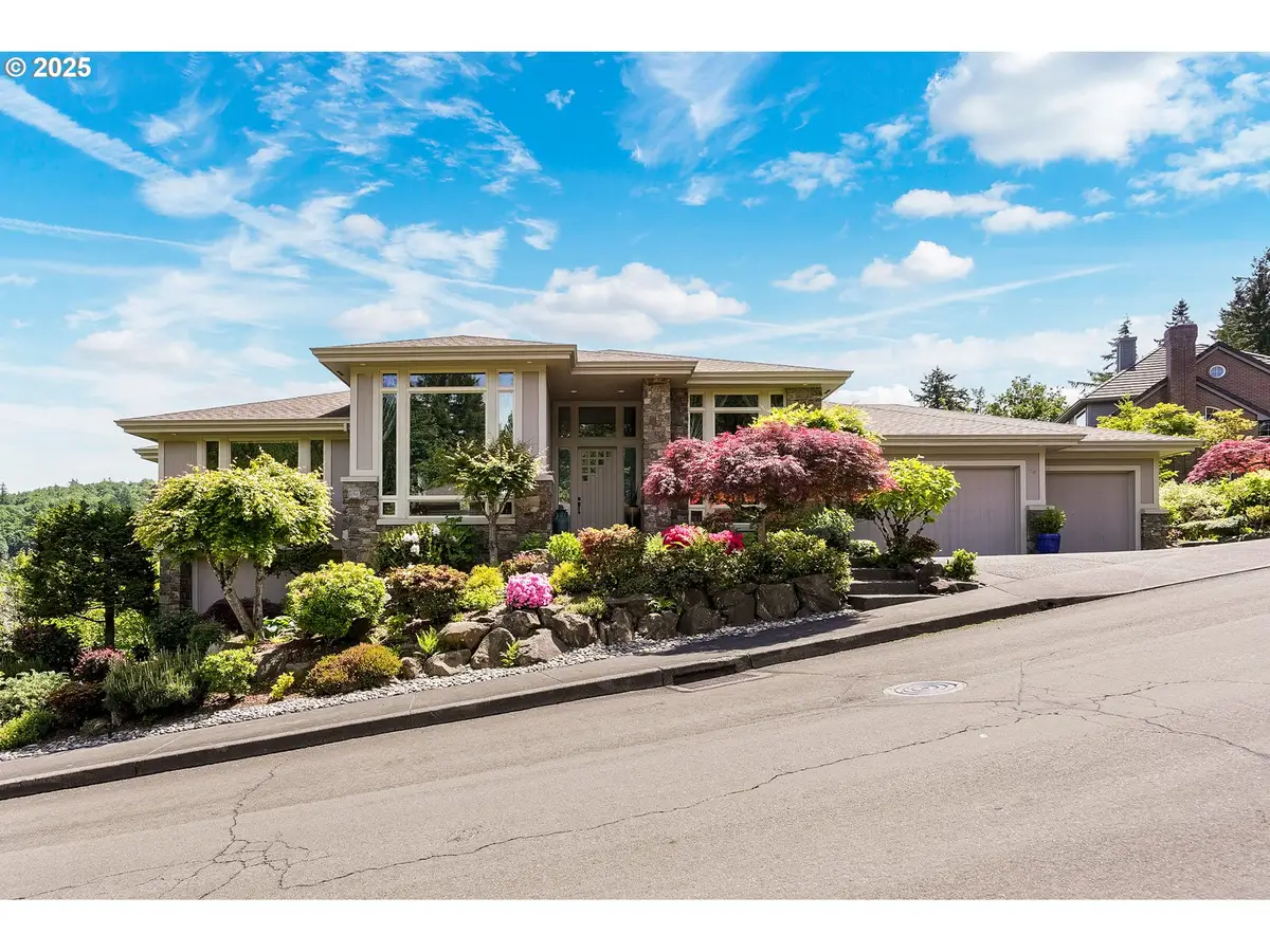 50 SE Avondale Ct, Gresham, OR 97080 - #1