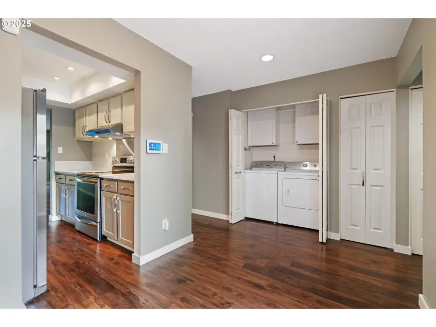 1574 NW Bridgeway Ln, Beaverton, OR 97006 - Image #3