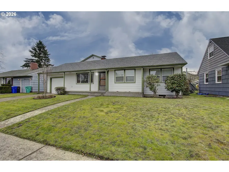 9234 SE Salmon St, Portland, OR 97216 - #3
