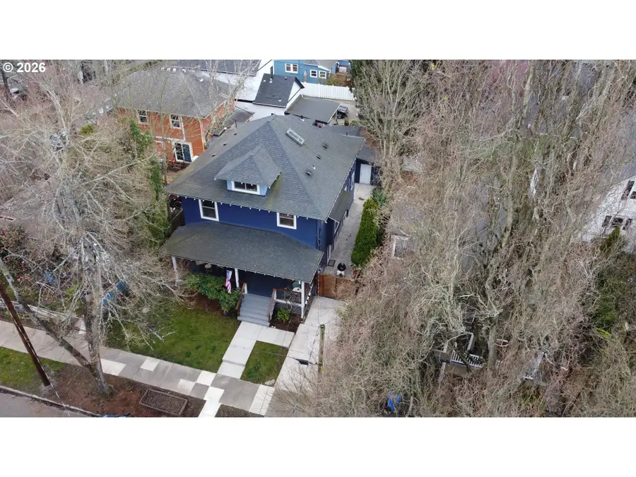 215 NE 30th, Portland, OR 97232 - #3