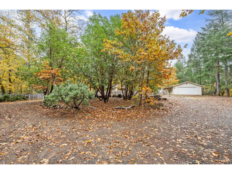 19493 Redwood Hwy, Selma, OR 97538 - Image #3