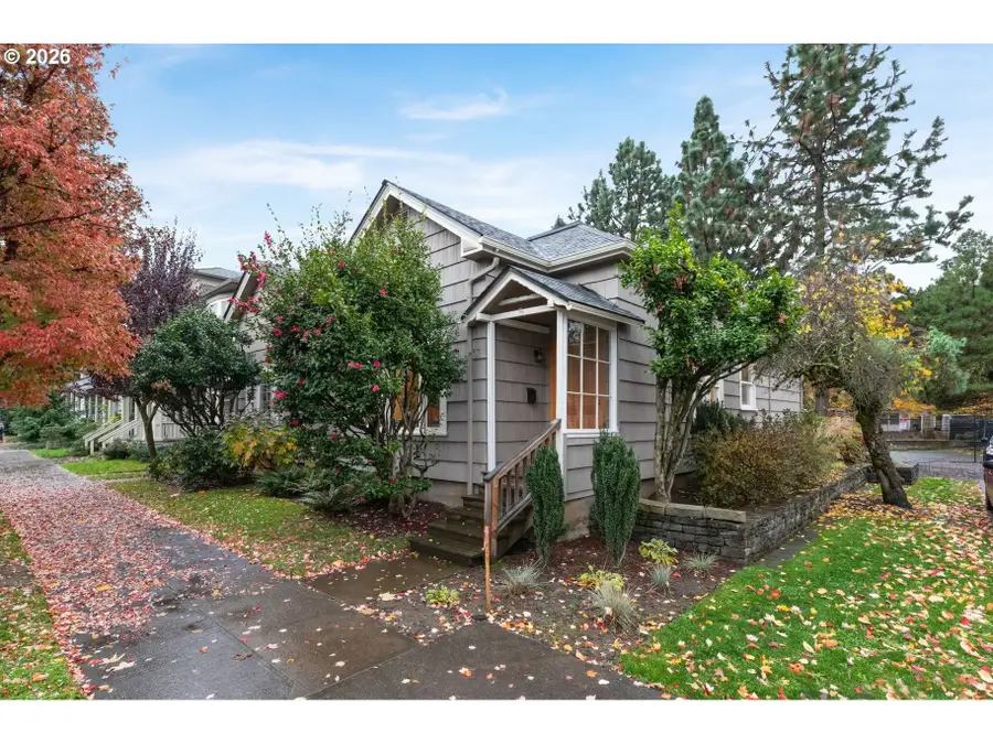 1802 SE Morrison St #1802, Portland, OR 97214 - Image #2