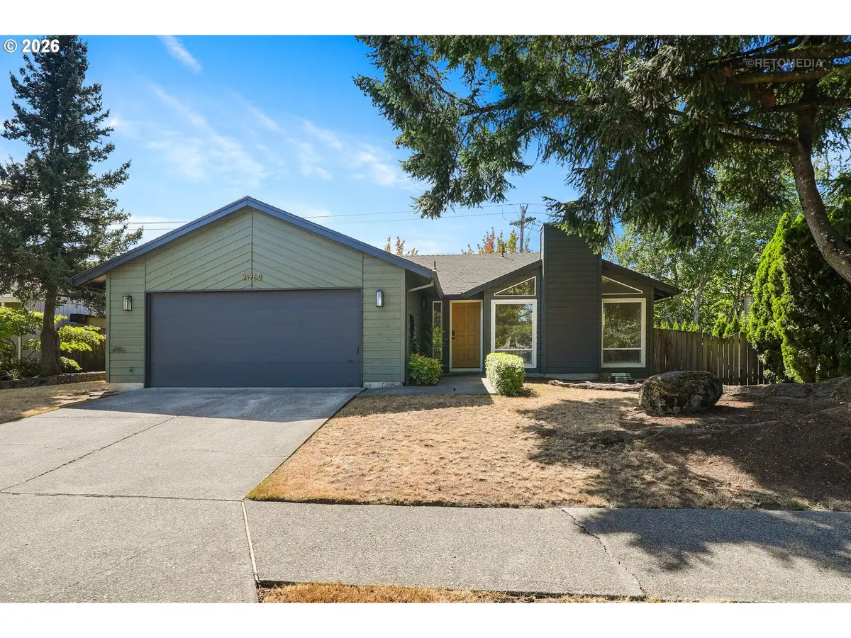 21960 SW Columbia Cir, Tualatin, OR 97062 - #1
