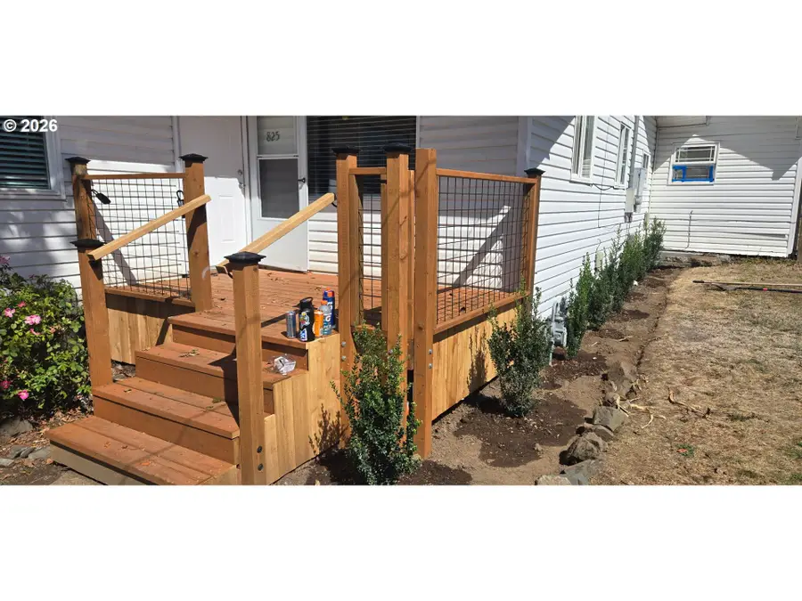 825 Yale Ave, Gladstone, OR 97027 - #2