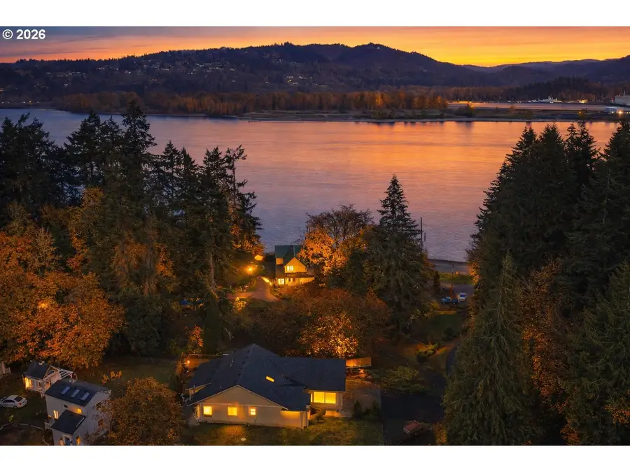 33015 School St, Rainier, OR 97048 - #2