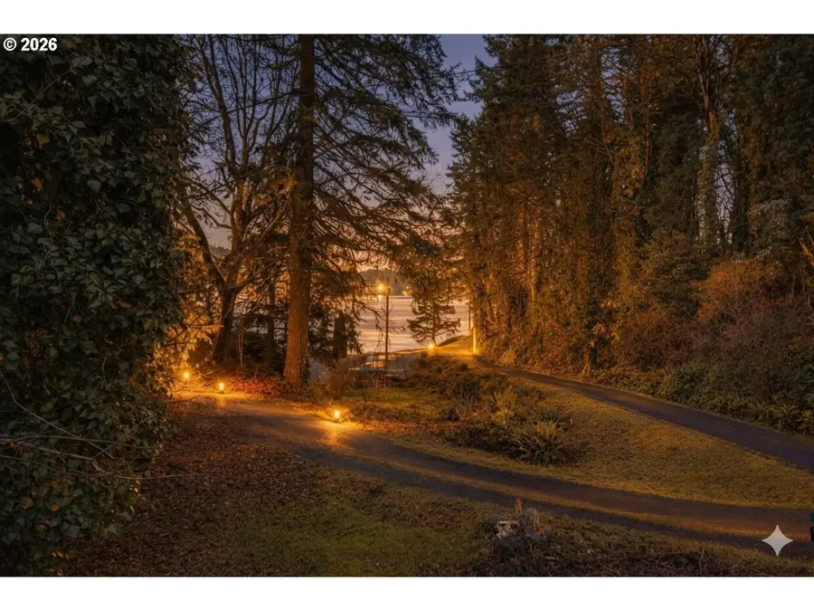 33015 School St, Rainier, OR 97048 - #3