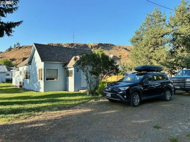 107 W 4th St, Wallowa, OR 97885 - Image #3
