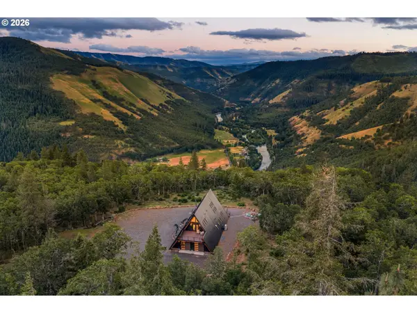 20 Incline Dr, Lyle, WA 98635