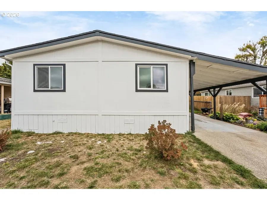 3300 Main St #15, Forest Grove, OR 97116 - #2