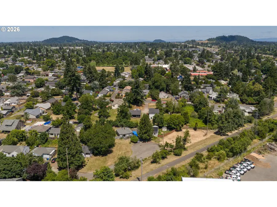 8911 SE Henderson St, Portland, OR 97266 - #2