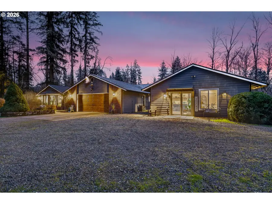 23739 SE Bonnie Lure Dr, Eagle Creek, OR 97022 - Image #2