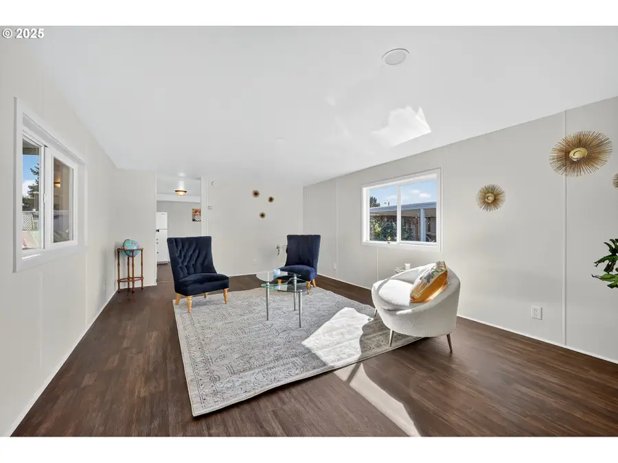 52238 Teakwood Dr, Scappoose, OR 97056 - Image #2