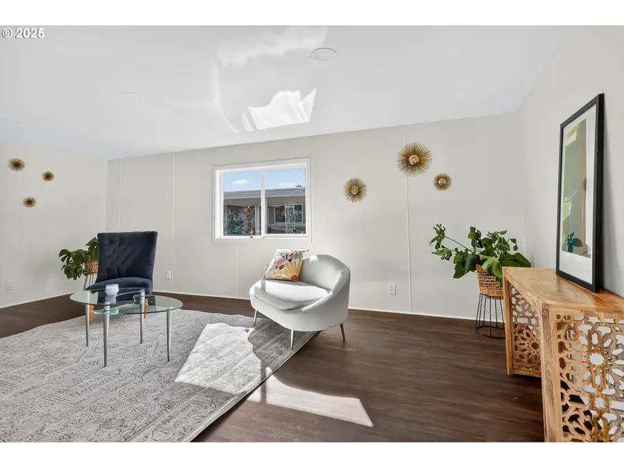 52238 Teakwood Dr, Scappoose, OR 97056 - Image #3