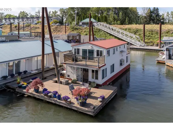 429 N Bridgeton Rd #15, Portland, OR 97217