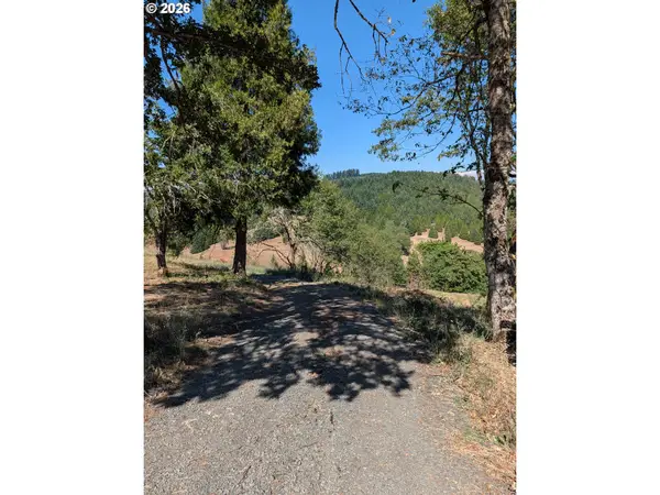 0 Fawn Ridge Dr, Oakland, OR 97462