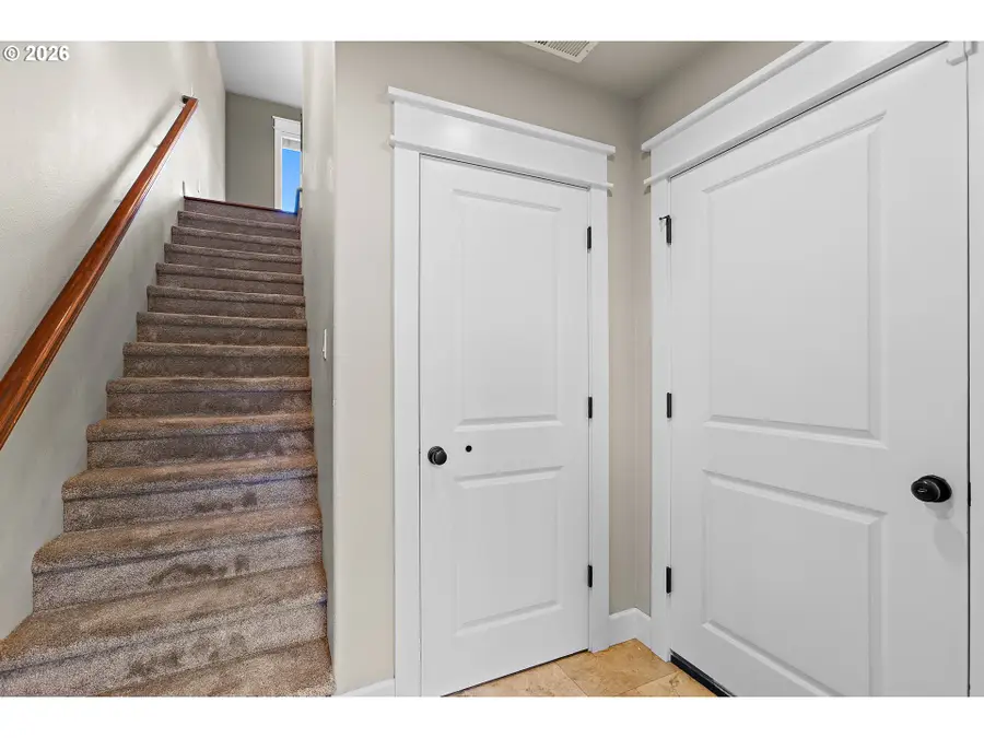 9408 SE Causey Ave Se, Northwest Clackamas, OR 97086 - #3