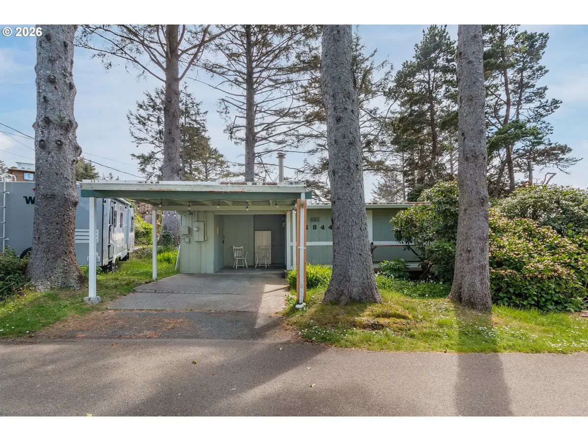 1844 NW 33rd St, Lincoln City, OR 97367 - #1