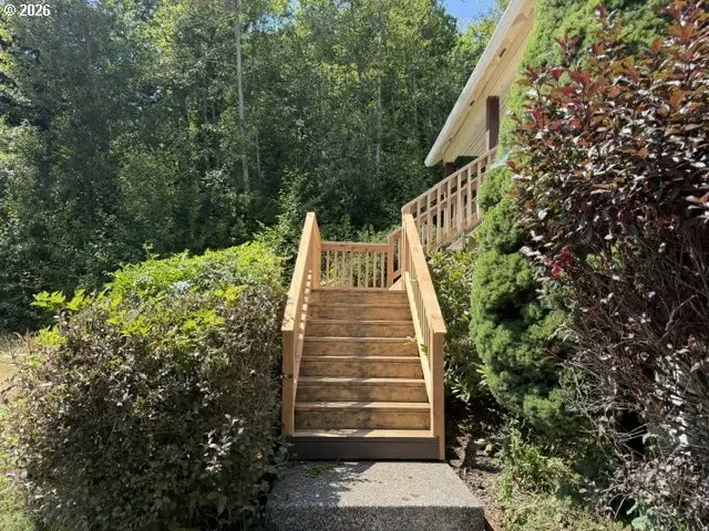 38266 E Knieriem Rd, Corbett, OR 97019 - #3