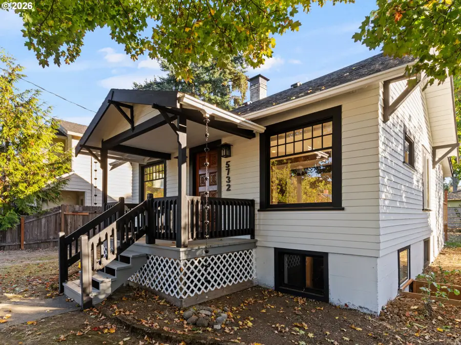 5732 SE Lexington St, Portland, OR 97206 - #2