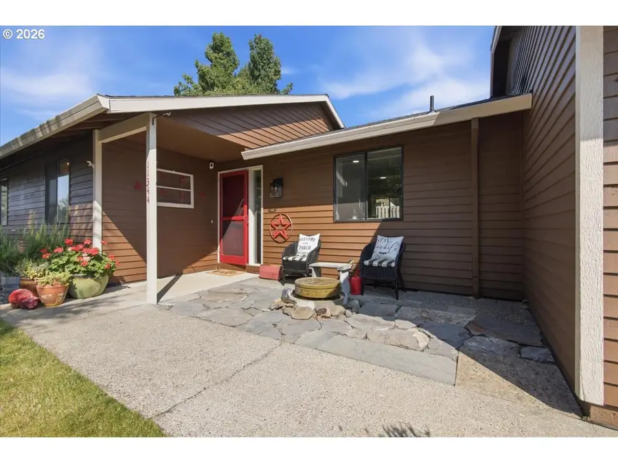 11344 SW Churchill, Wilsonville, OR 97070 - #3