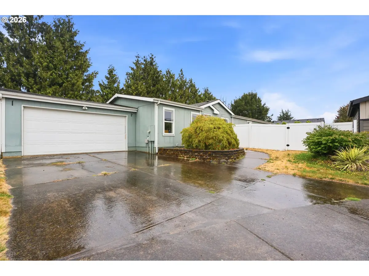 743 Saint James Pl, Molalla, OR 97038 - #1