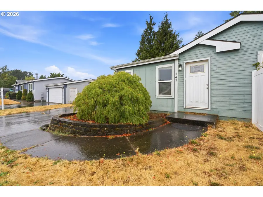 743 Saint James Pl, Molalla, OR 97038 - #2