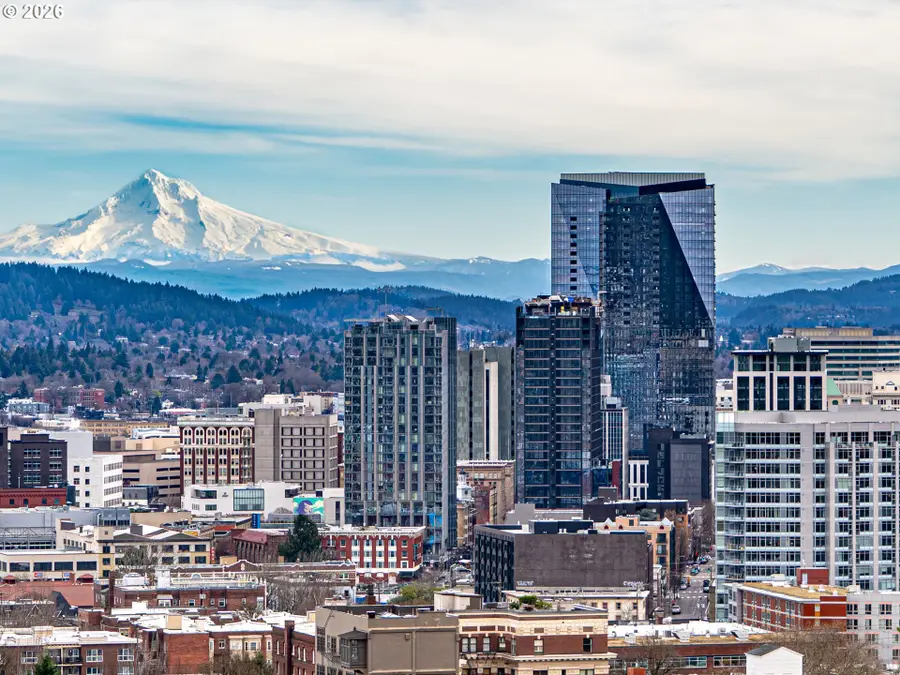 550 SW 10th Ave #2602, Portland, OR 97205 - #2