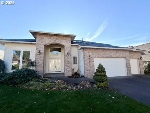 3492 Vista Ridge Dr, West Linn, OR 97068 - Image #1